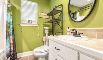 121 Acacia Ln, Abbeville, LA 70510