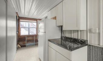 90917 240th St, Austin, MN 55912