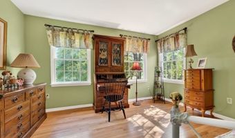 3 Indian Creek Rd, Alexandria Twp., NJ 08867