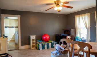 66 Chestnut Hill Rd, Rochester, NH 03867