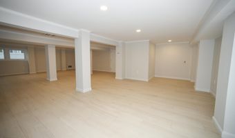 674 Lake Ave, Bay Head, NJ 08742