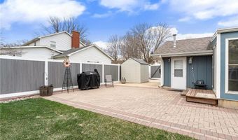 307 21st St NW, Austin, MN 55912