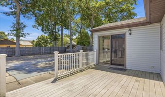 60 Pelican Dr, Bayville, NJ 08721