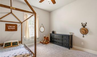 16 Kinloch Dr, Bella Vista, AR 72715
