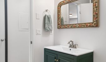 1630 SE Tempest Dr 10, Bend, OR 97702