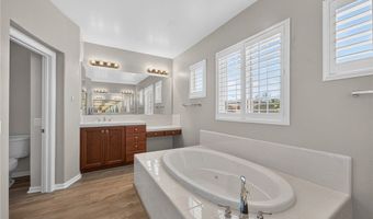 2332 Douglaston, Escondido, CA 92026