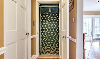 60 Wedgewood Rd, Auburn, ME 04210