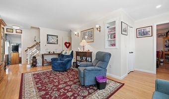 34 Windsor Ave, Augusta, ME 04330