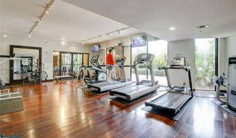 3300 NE 191st St 114, Aventura, FL 33180