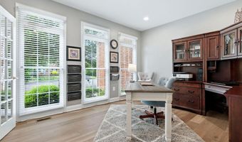 24198 HEATHER FIELD Ct, Aldie, VA 20105