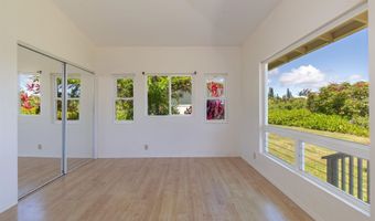 601 N Honokala Rd B, Haiku, HI 96708