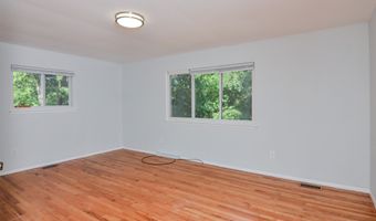 3187 Plymouth Rd Rd, Ann Arbor, MI 48105