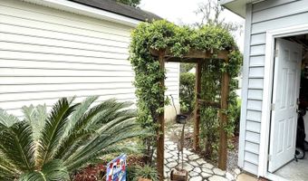 10 Wateree Ct, Beaufort, SC 29902