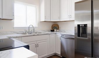 934 6th St, Berthoud, CO 80513