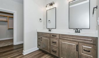 313 W Boxthorn, Andover, KS 67002