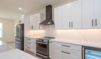 7 JOCKEY Ct, Berlin, MD 21811