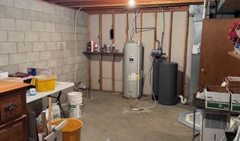 332 N Thorington St, Algona, IA 50511