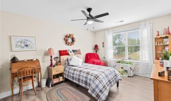 8 Big River Rd, Coventry, RI 02816