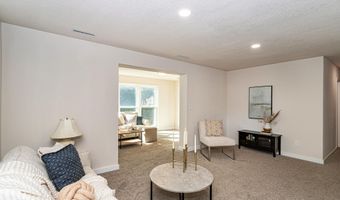 5524 N Dakota Ave, Ames, IA 50014