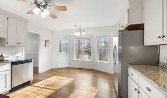 9281 Forestdale Dr, Amelia Court House, VA 23002
