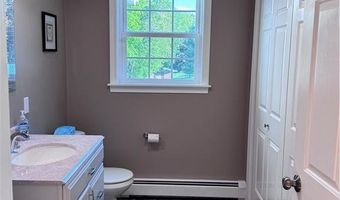 60 Farm Dr, Cumberland, RI 02864