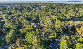 137 Winsor Rd, Beaufort, SC 29906