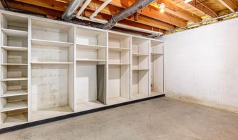 2116 Ironwood Ct, Ames, IA 50014