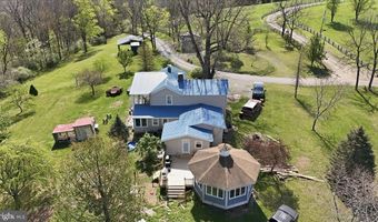 1264 TEARCOAT Rd, Augusta, WV 26704