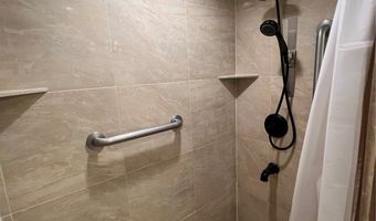 300 Wai Nani Way 204, Honolulu, HI 96815