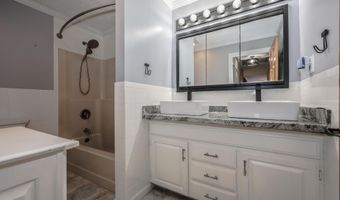 50 Edinburgh Dr, Bedford, NH 03110