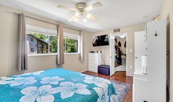 4943 AMERICANA Dr D-102, Annandale, VA 22003