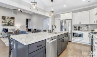 136 Ellis Ln, Arden, NC 28704