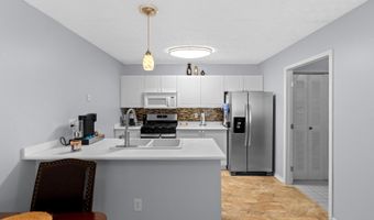 1981 Hoadley Dr 10A, Columbus, OH 43228