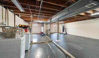 7932 Kingwood St, Affton, MO 63123