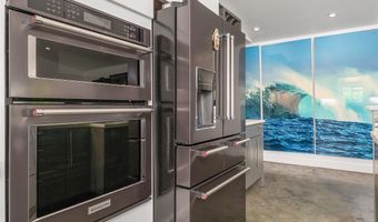 232 Kamahao Cir, Wailuku, HI 96793