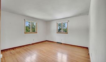 61 Caesar Blvd, Amherst, NY 14221