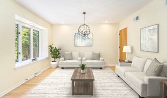 23 Lake Shore County Rd, Beverly Shores, IN 46301