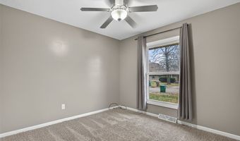 103 12th St SE, Altoona, IA 50009