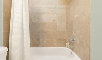 320 19TH St NE, Washington, DC 20002