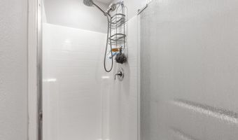 225 Royal Gln Unit #410, Escondido, CA 92025