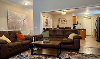 36 Valley View Cir, Bentonville, AR 72712