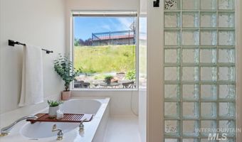 3949 W Quail Rdg, Boise, ID 83703