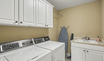 13090 SW MADISON Ct, Beaverton, OR 97008