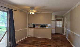 2200 Doncaster Dr, Albany, GA 31707