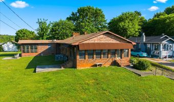 924 E Madison Ave, Athens, TN 37303