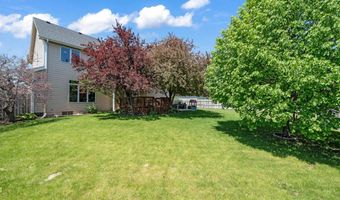 947 11th Ave SE, Altoona, IA 50009