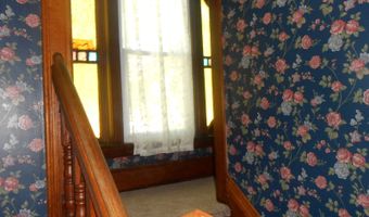 103 W Daniel St, Albany, MO 64402