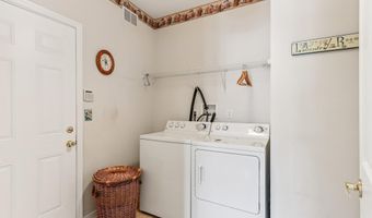 10 Pierhead Dr, Barnegat, NJ 08005