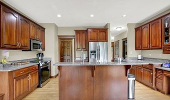 3592 W Smokey Row Rd, Bargersville, IN 46106