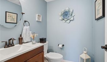 24 Pond Ct 24A, North Providence, RI 02904